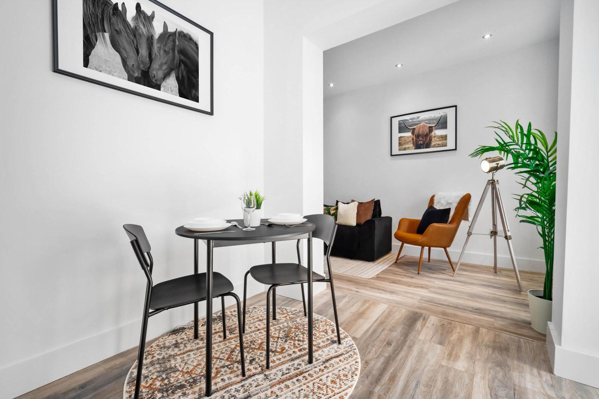 Stylish Apartment - Free Wifi & Netflix - On Street Parking - Double Bed - 49Ag Rowley Regis ภายนอก รูปภาพ
