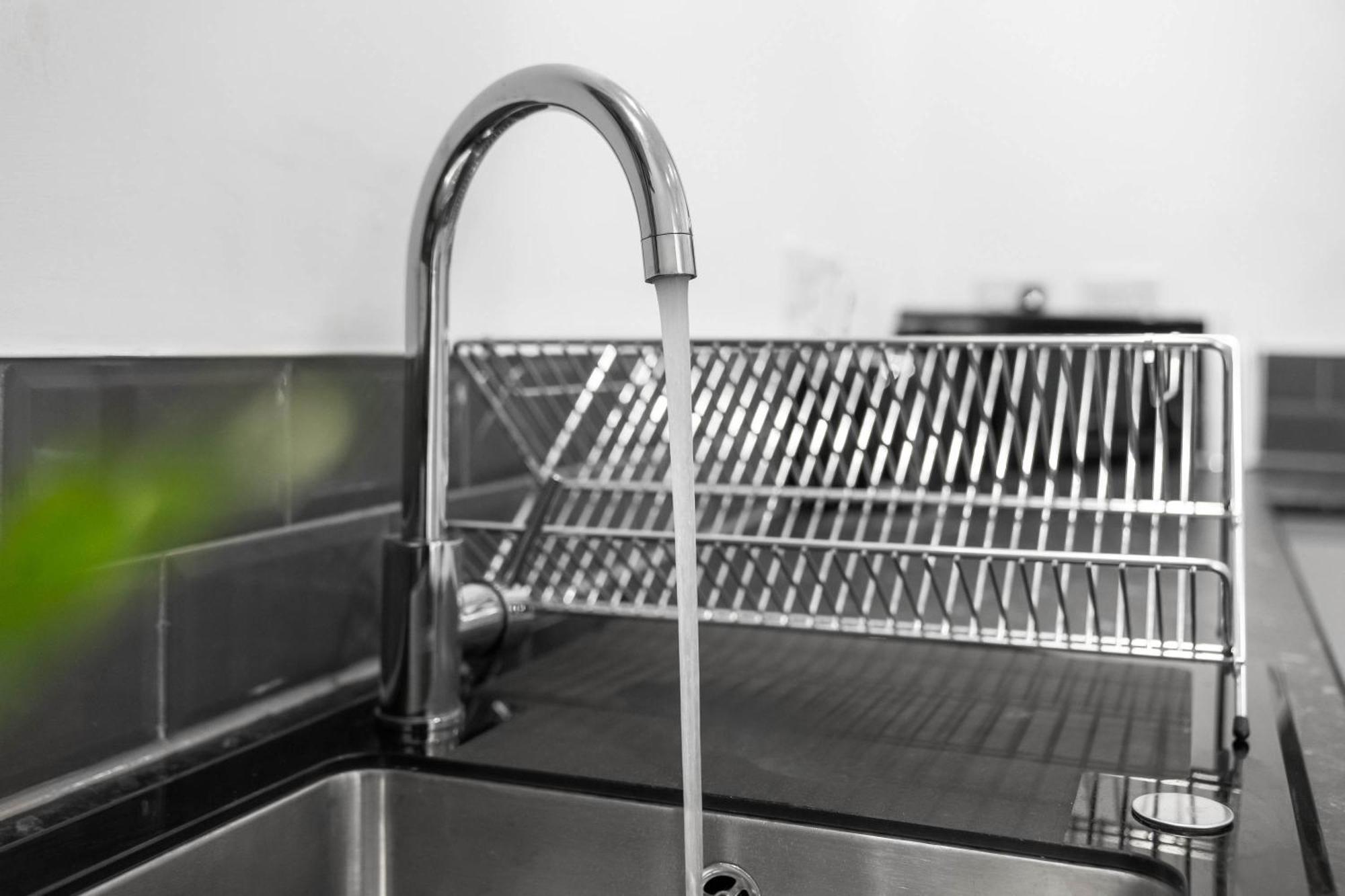 Stylish Apartment - Free Wifi & Netflix - On Street Parking - Double Bed - 49Ag Rowley Regis ภายนอก รูปภาพ
