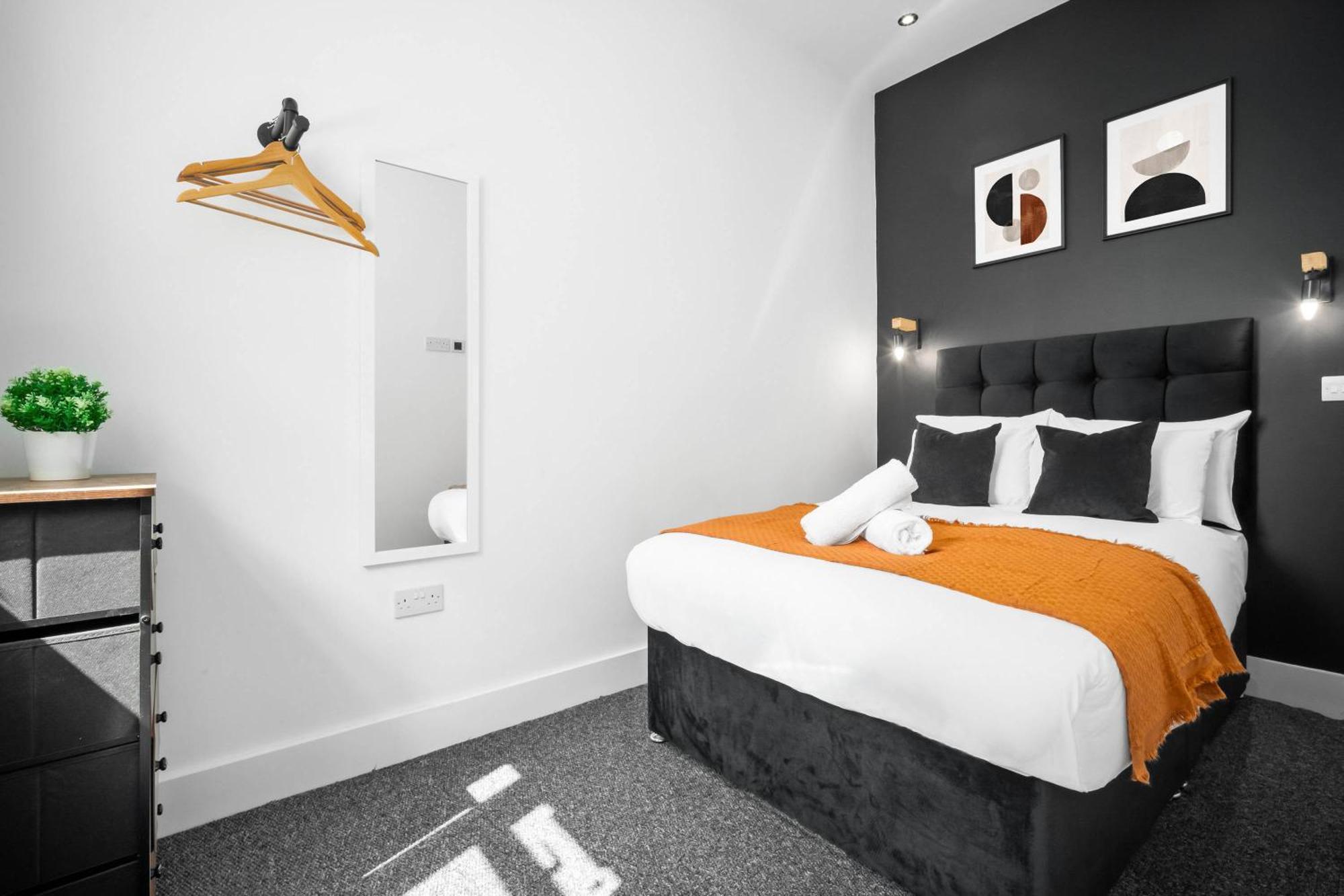 Stylish Apartment - Free Wifi & Netflix - On Street Parking - Double Bed - 49Ag Rowley Regis ภายนอก รูปภาพ