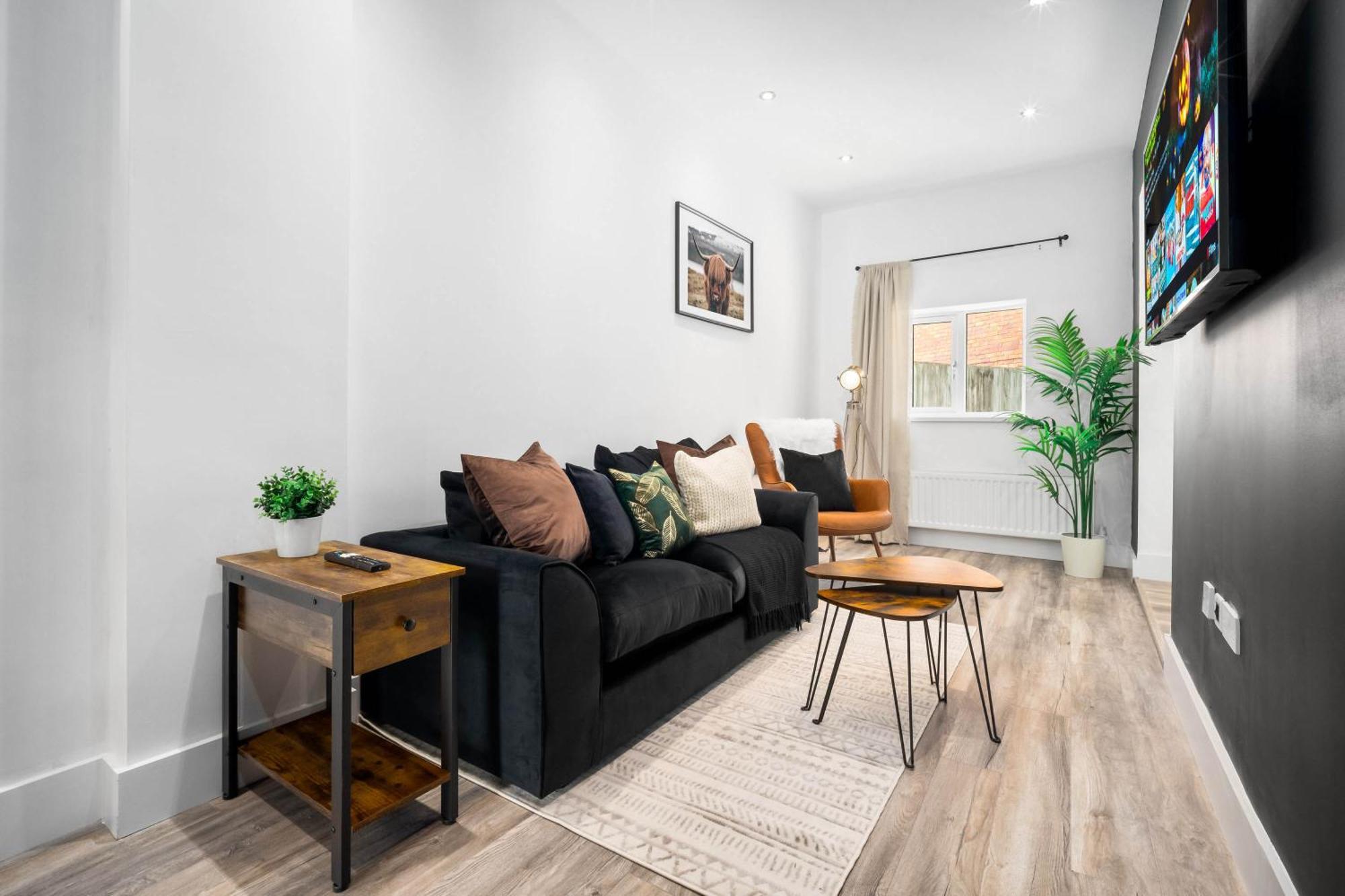 Stylish Apartment - Free Wifi & Netflix - On Street Parking - Double Bed - 49Ag Rowley Regis ภายนอก รูปภาพ